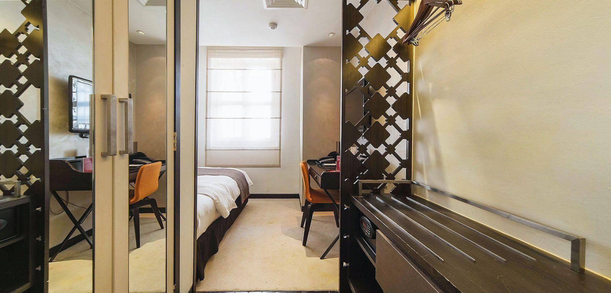 Zen Premium Outram Park Otel Singapur Dış mekan fotoğraf
